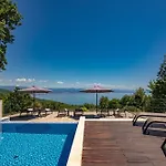 Altavista - Seaview & Relax With Heated Pool & Minigolf ヴィラ オパティヤ