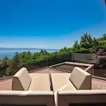 ヴィラ Altavista - Seaview & Relax With Heated Pool & Minigolf *