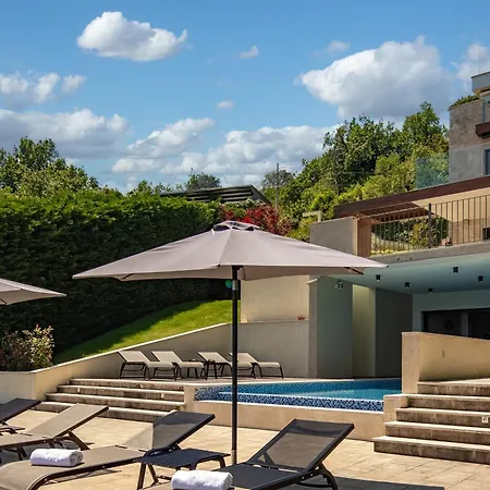 Altavista - Seaview & Relax With Heated Pool & Minigolf Опатія