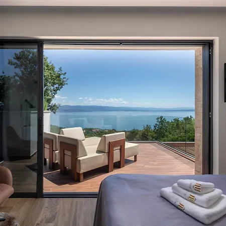 Βίλα Altavista - Seaview & Relax With Heated Pool & Minigolf Οπατία