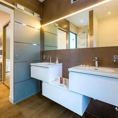 Βίλα Altavista - Seaview & Relax With Heated Pool & Minigolf