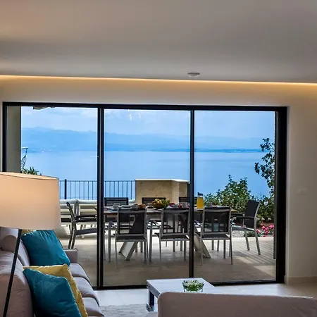 Βίλα Altavista - Seaview & Relax With Heated Pool & Minigolf *