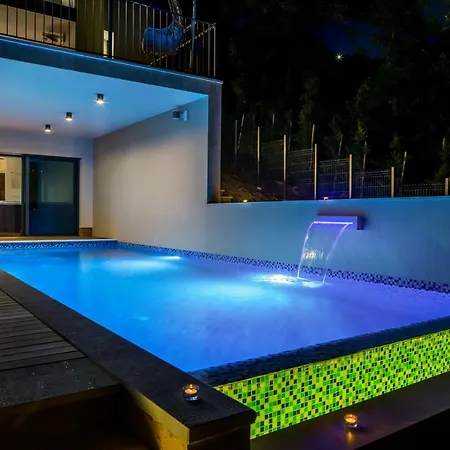 Altavista - Seaview & Relax With Heated Pool & Minigolf * Οπατία