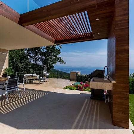 Βίλα Altavista - Seaview & Relax With Heated Pool & Minigolf *