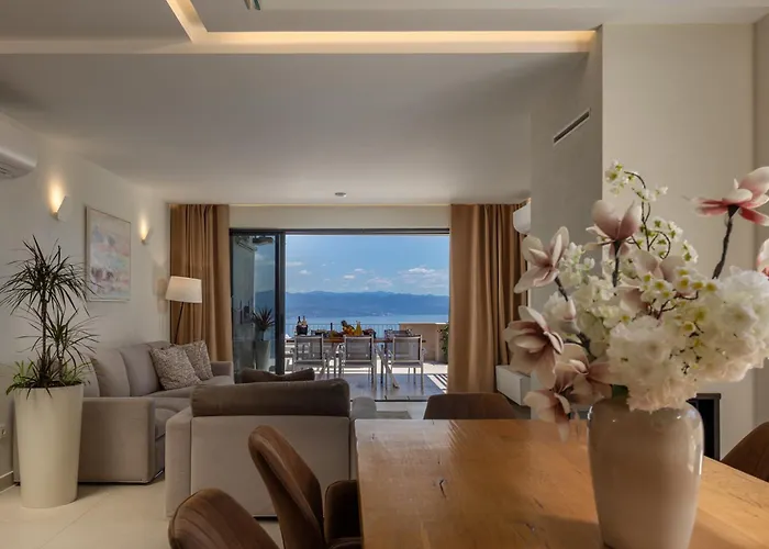 Altavista - Seaview & Relax With Heated Pool & Minigolf Abbázia