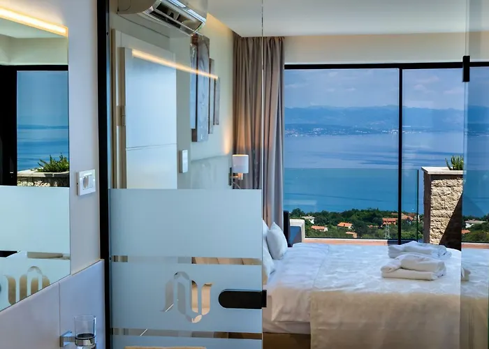 Villa Altavista - Seaview & Relax With Heated Pool & Minigolf *