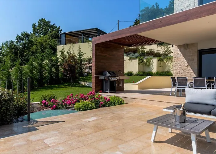 Altavista - Seaview & Relax With Heated Pool & Minigolf