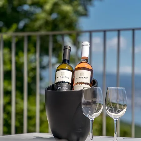 Altavista - Seaview & Relax With Heated Pool, & Minigolf