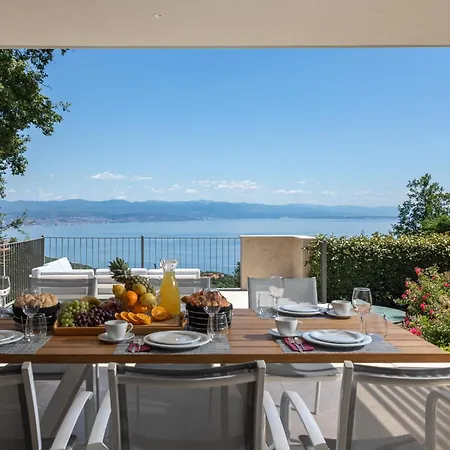 Altavista - Seaview & Relax With Heated Pool & Minigolf Villa *