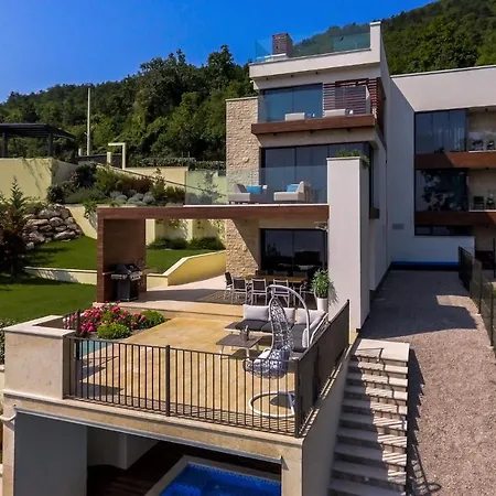 Altavista - Seaview & Relax With Heated Pool & Minigolf Villa *