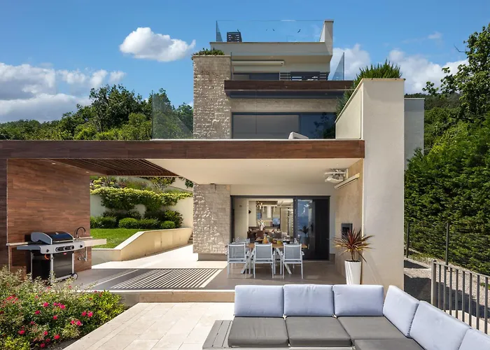 Altavista - Seaview & Relax With Heated Pool & Minigolf *