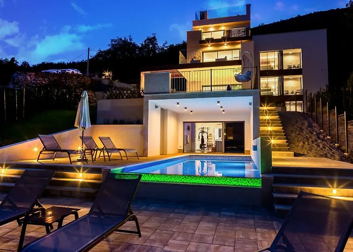 Altavista - Seaview & Relax With Heated Pool & Minigolf Βίλα