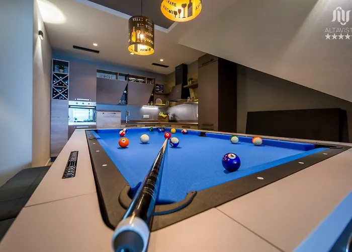 Villa Altavista - Seaview & Relax With Heated Pool & Minigolf *