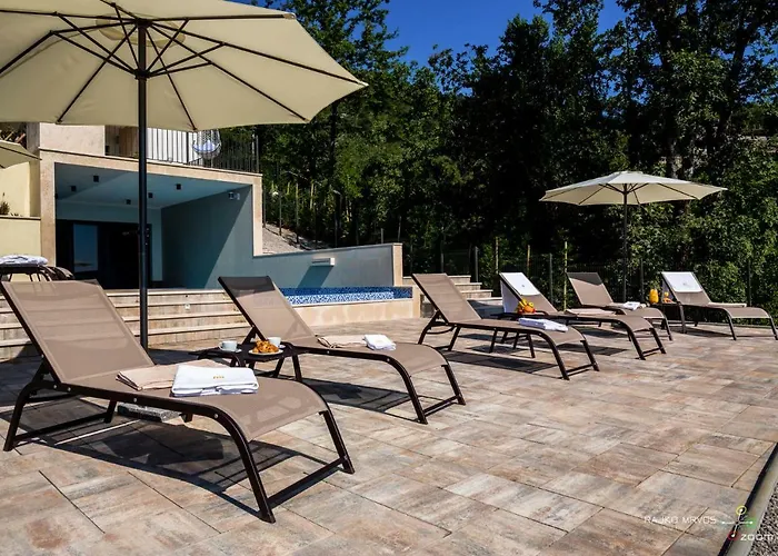 Altavista - Seaview & Relax With Heated Pool & Minigolf * Opatija