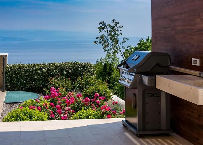 Altavista - Seaview & Relax With Heated Pool & Minigolf *