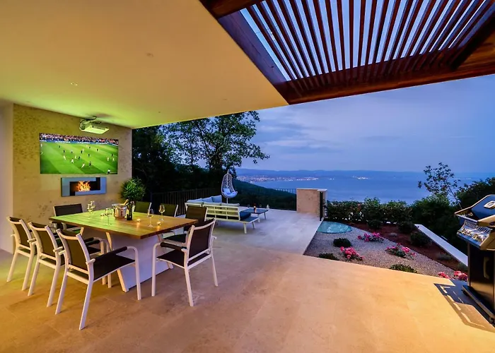 فيلة Altavista - Seaview & Relax With Heated Pool & Minigolf أوباتيا