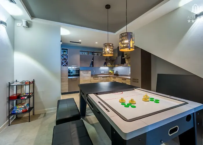 Altavista - Seaview & Relax With Heated Pool & Minigolf